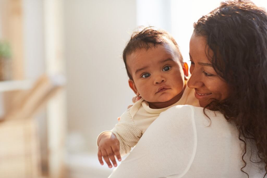 ¿Cuándo comienza el proceso de dentición? ¿A los cuantos meses le salen los dientes a los bebes ? ¿A que edad le salen los dientes a los bebés?